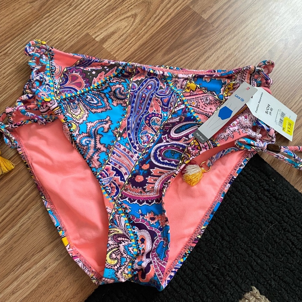 Bikini bottom
